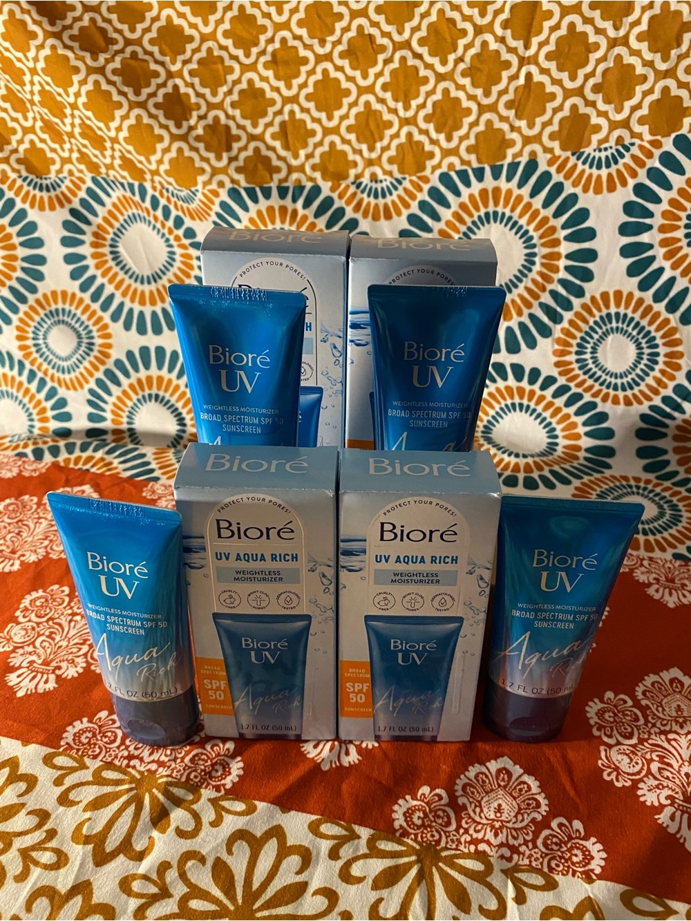 UV Aqua Rich Facial Sunscreen SPF 50 - Blue